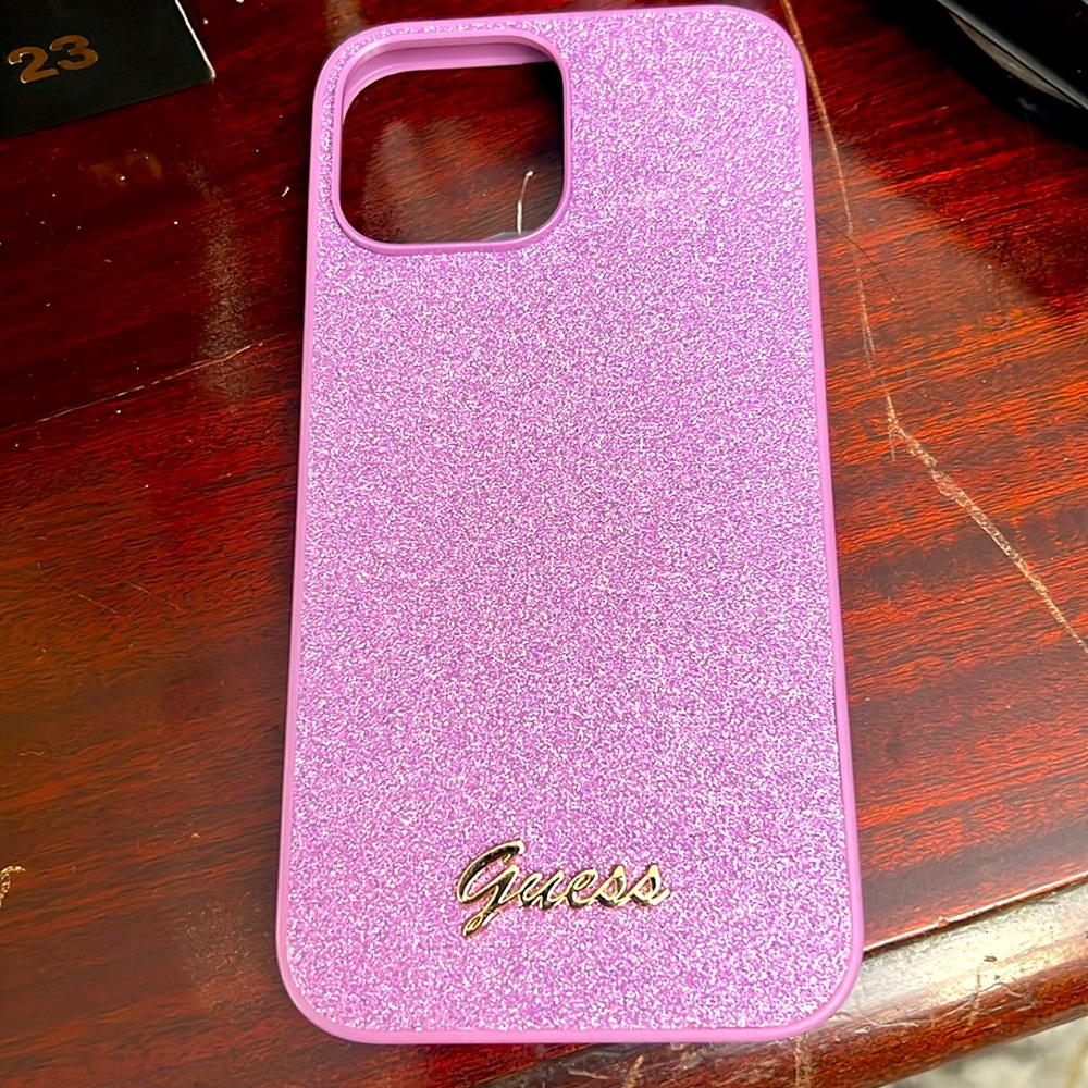 Phone case guess